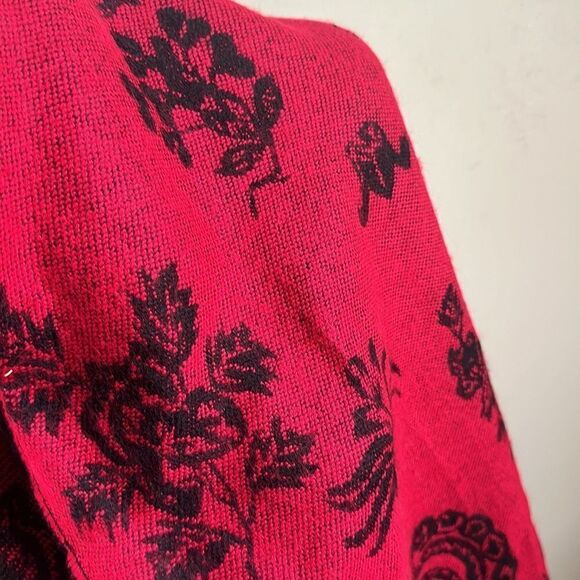 Pashmina Floral Wrap/Scarf - Picture 3 of 6